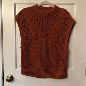Sleeveless Cable Knit Sweater - Medium